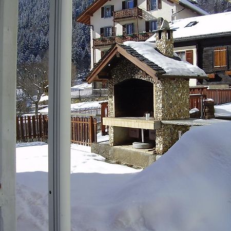 ホテルLes Alpes Finhaut エクステリア 写真